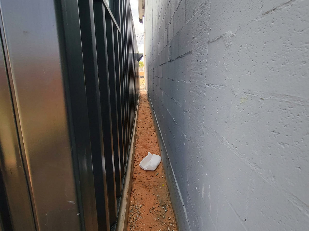 Lateral externa do container