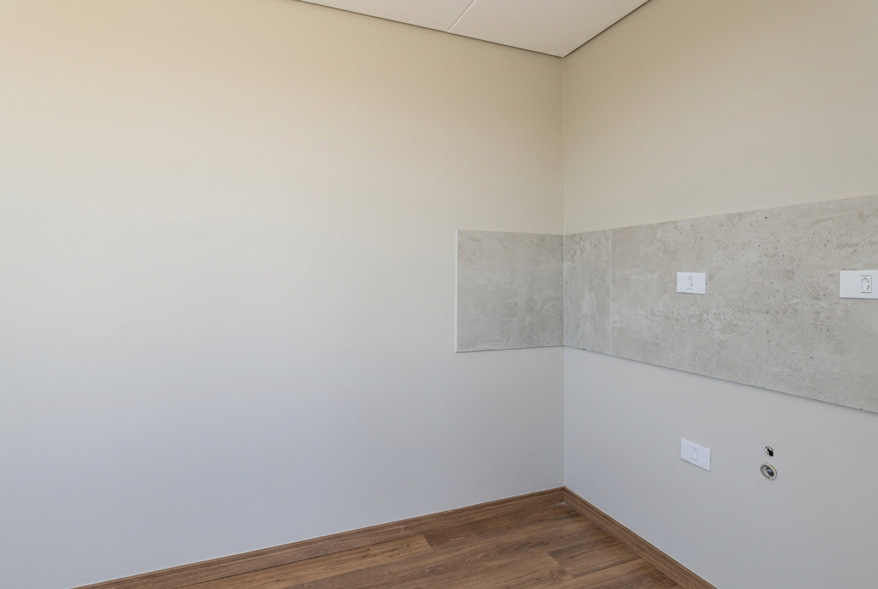 Espaço interno com revestimento
