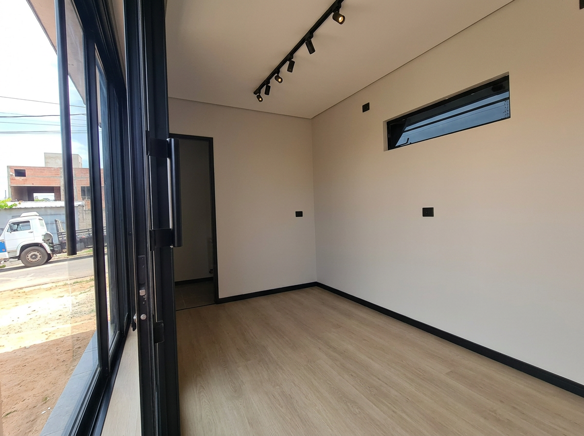 Sala com iluminação em trilho